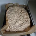 Celozrnný chlieb pripravený na pečenie