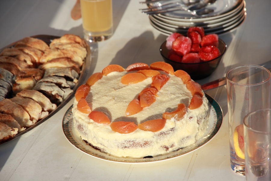Torta - mrkvový koláč s marhuľami